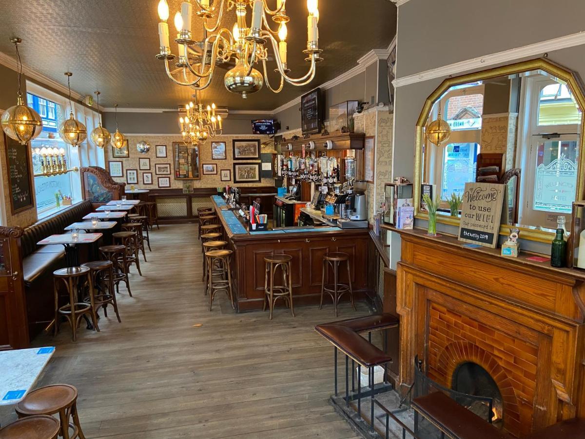 The Wellington Pub Cromer Eksteriør bilde